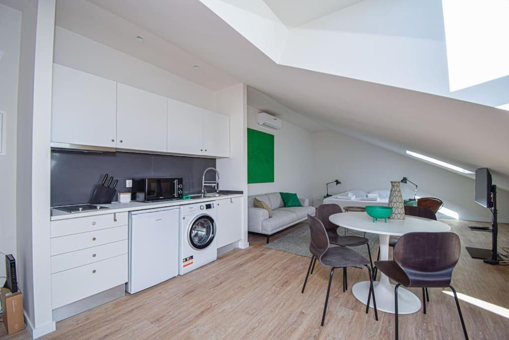 Stylish Lisbon Apartment Central Экстерьер фото
